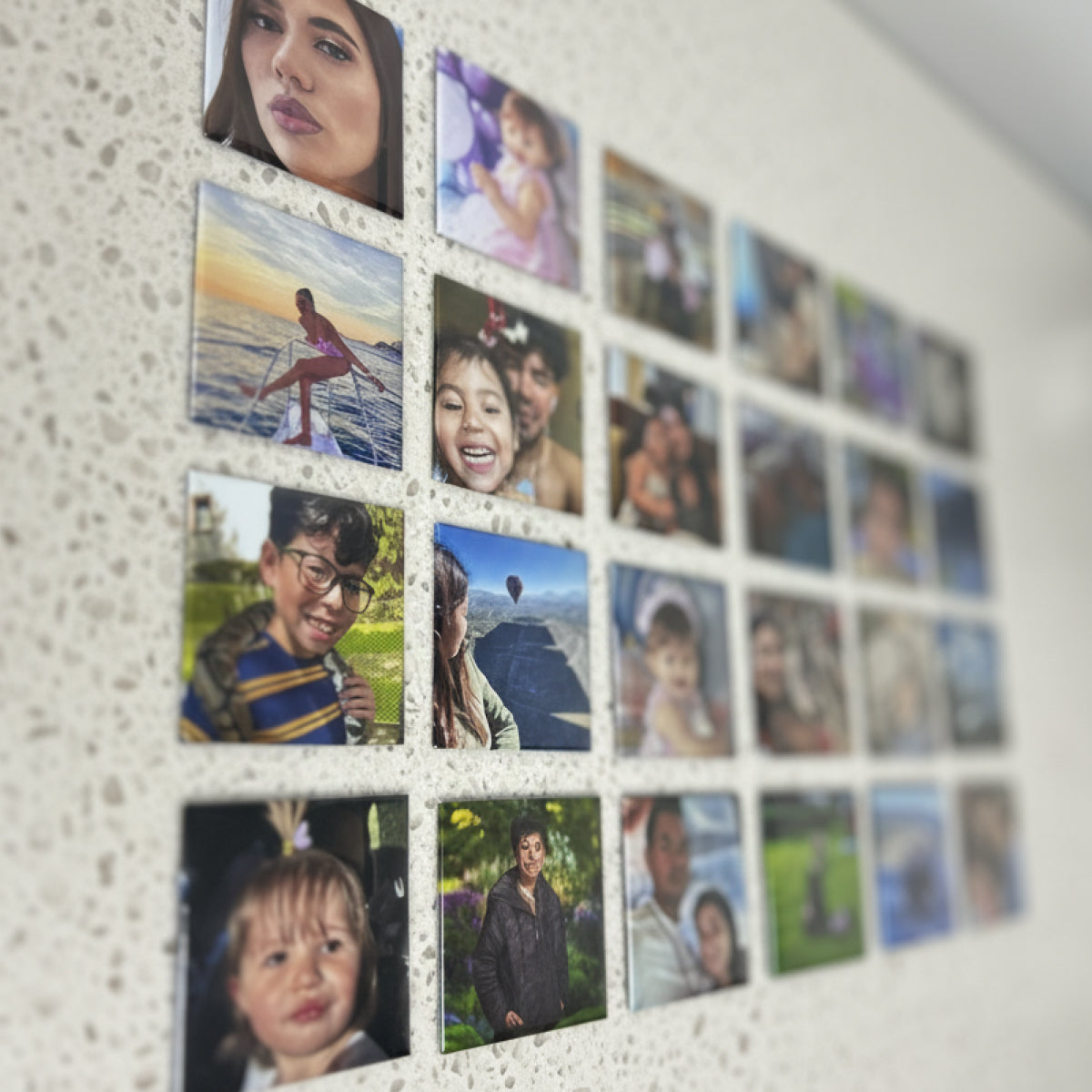 18 Decorative Magnets